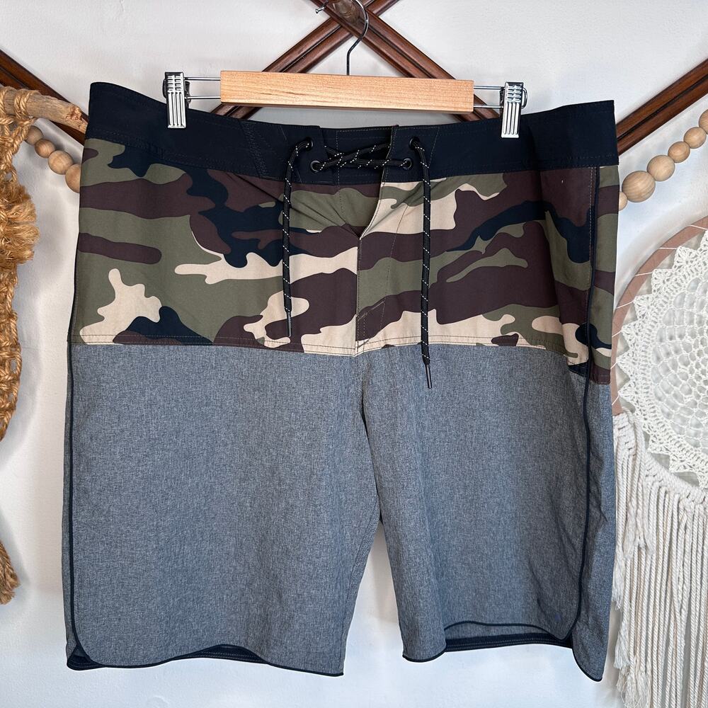 Oakley Camo Gray Board Shorts